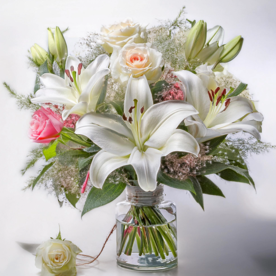 Blütenzauber der Sanftheit - Classic Floral