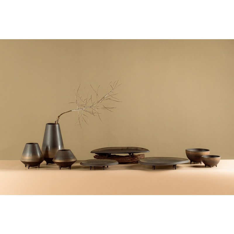 Neue moderne kugelförmige Keramikschale East+West, OTA08BB