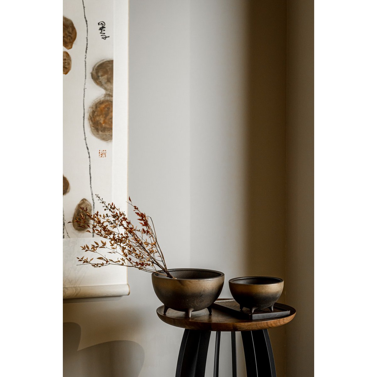 Neue moderne kugelförmige Keramikschale East+West, OTA08BB