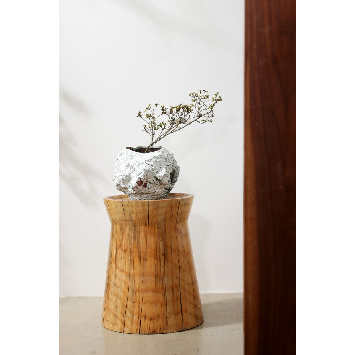Keramikvase m. Rock-Look, trendiges Naturdesign.CHU20WH