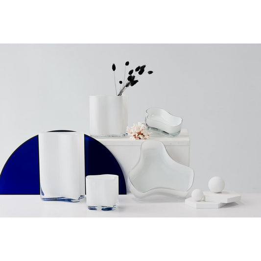 Neue hohe Vase im modernen Design, inspiriert von CORAL und Aalto, COR30WH